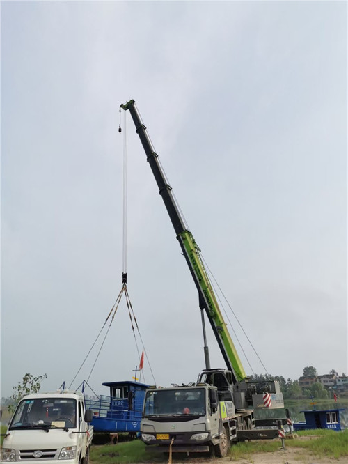 马关县桥梁建设吊装案例